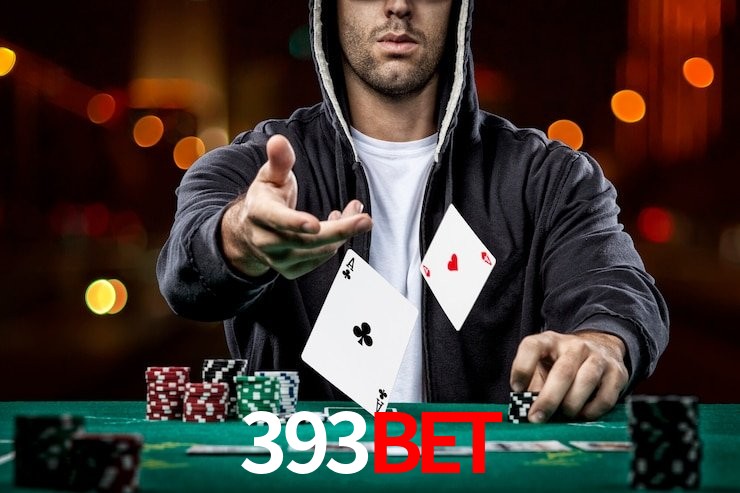 Comparação APP mobile vs versão web da 393bet
